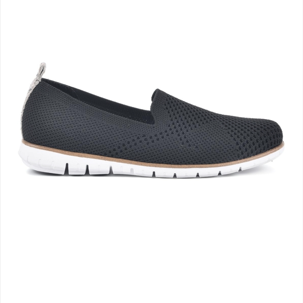 White Mountain Belief Knit Slip-On Flats - Picture 2 of 13